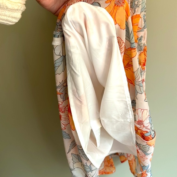 Floral Flowy Dress - Never worn - PERFECT condition - Picture 4 of 4